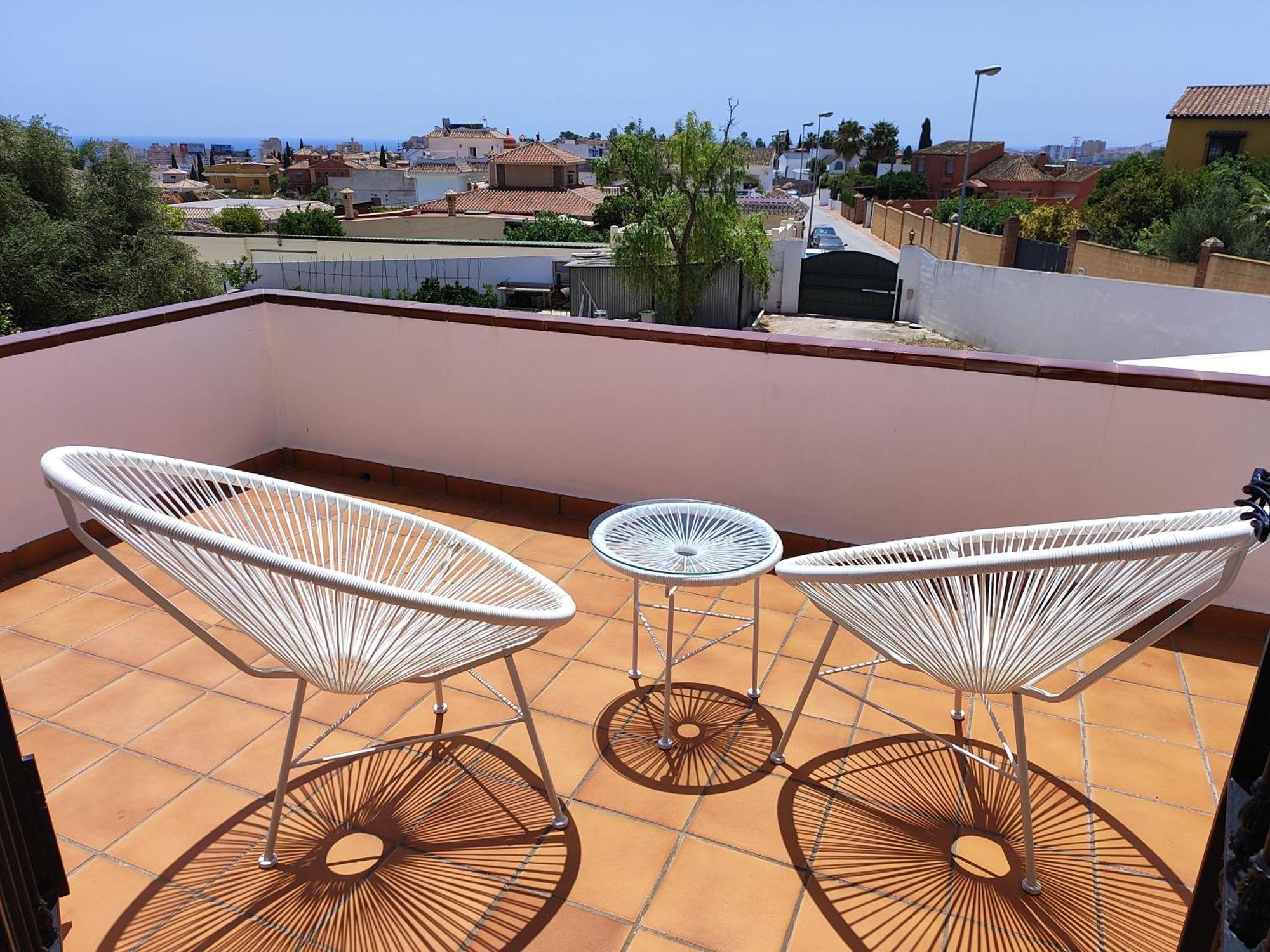 Evans Realty Av & Piscina & Bbq & Chill Out Villa *