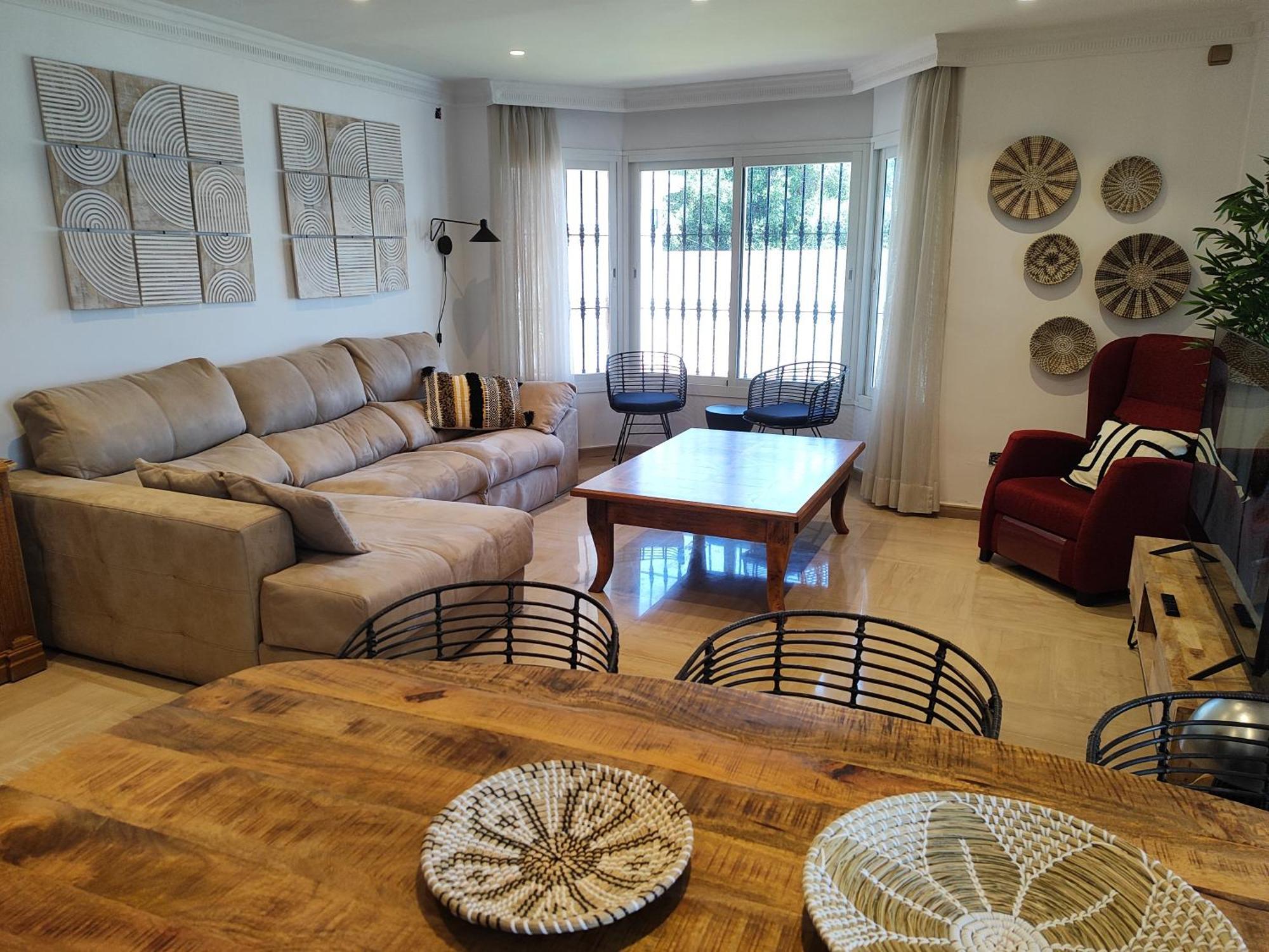 Villa Evans Realty Av & Piscina & Bbq & Chill Out *