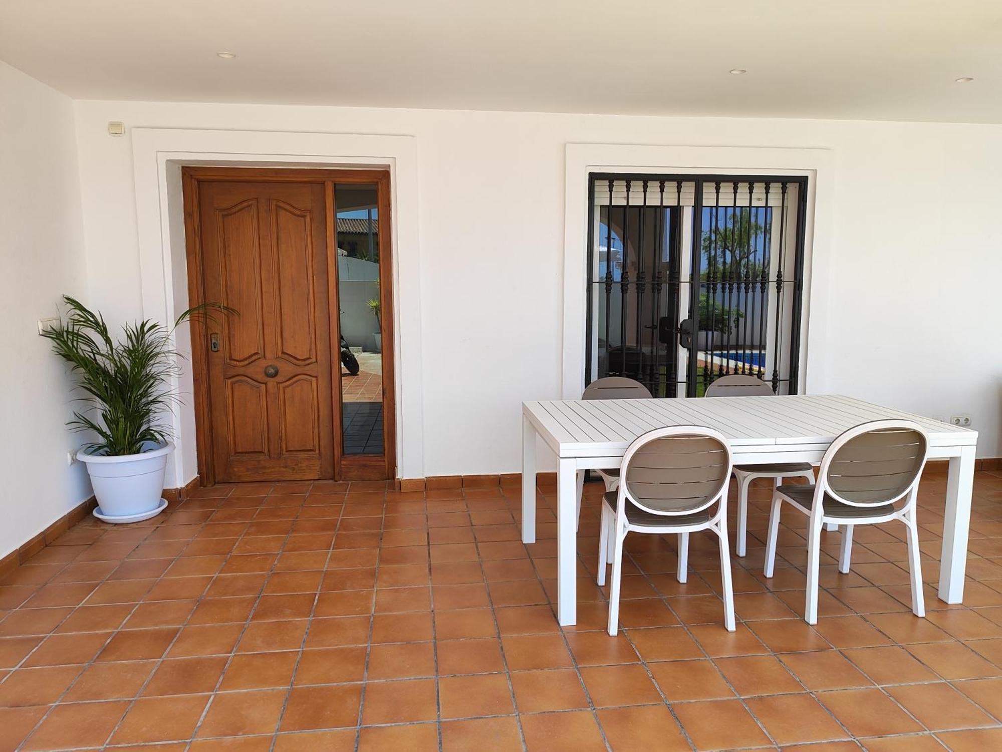 Evans Realty Av & Piscina & Bbq & Chill Out Mijas