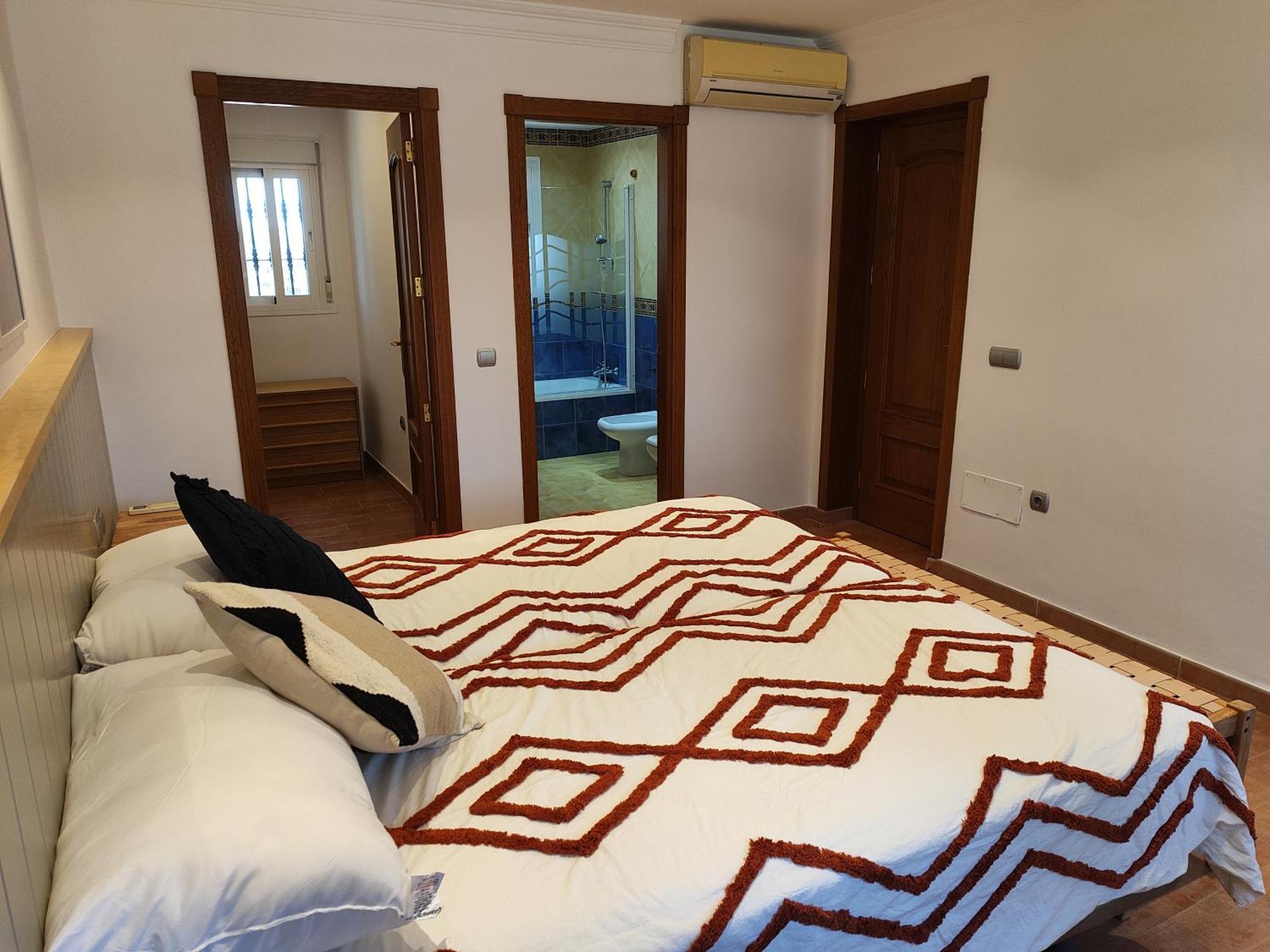 Evans Realty Av & Piscina & Bbq & Chill Out Villa