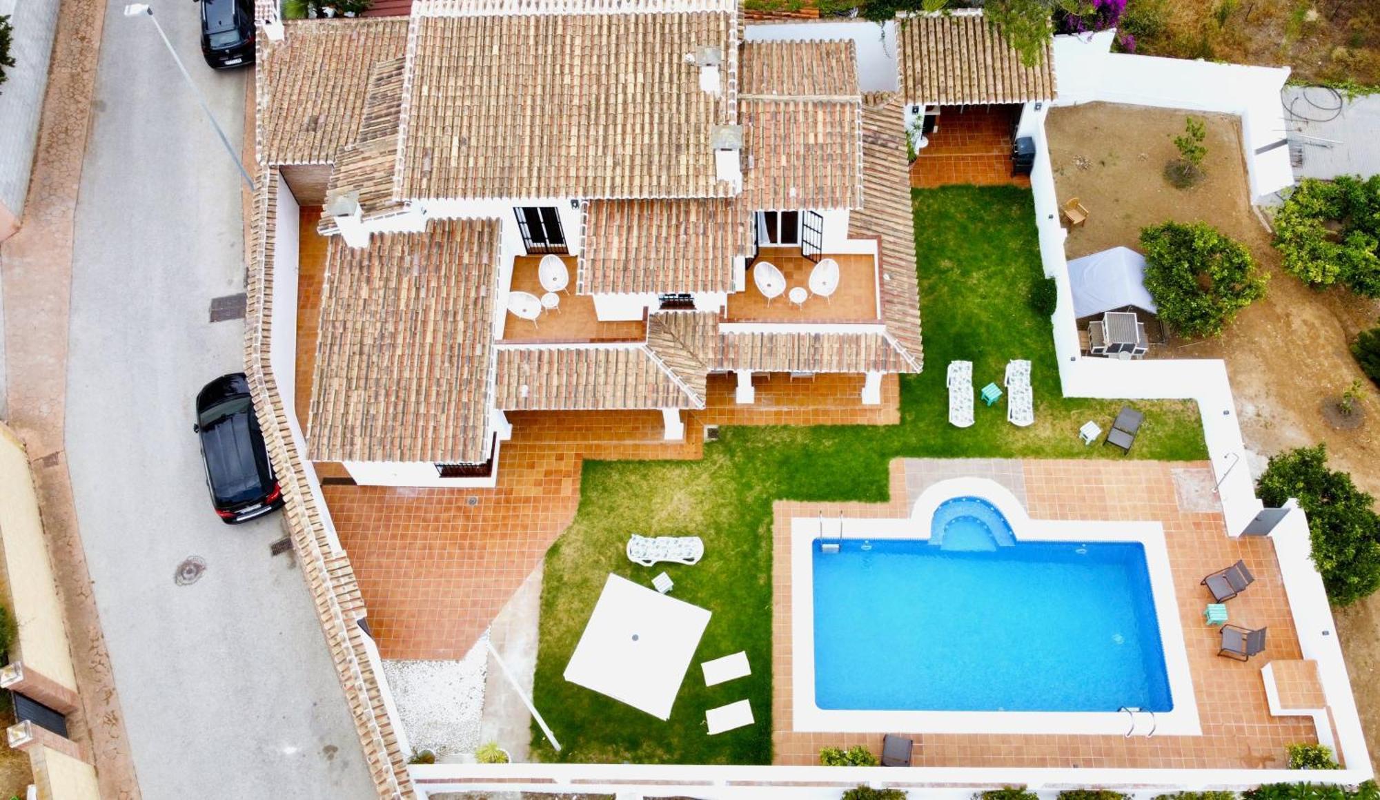 Evans Realty Av & Piscina & Bbq & Chill Out *