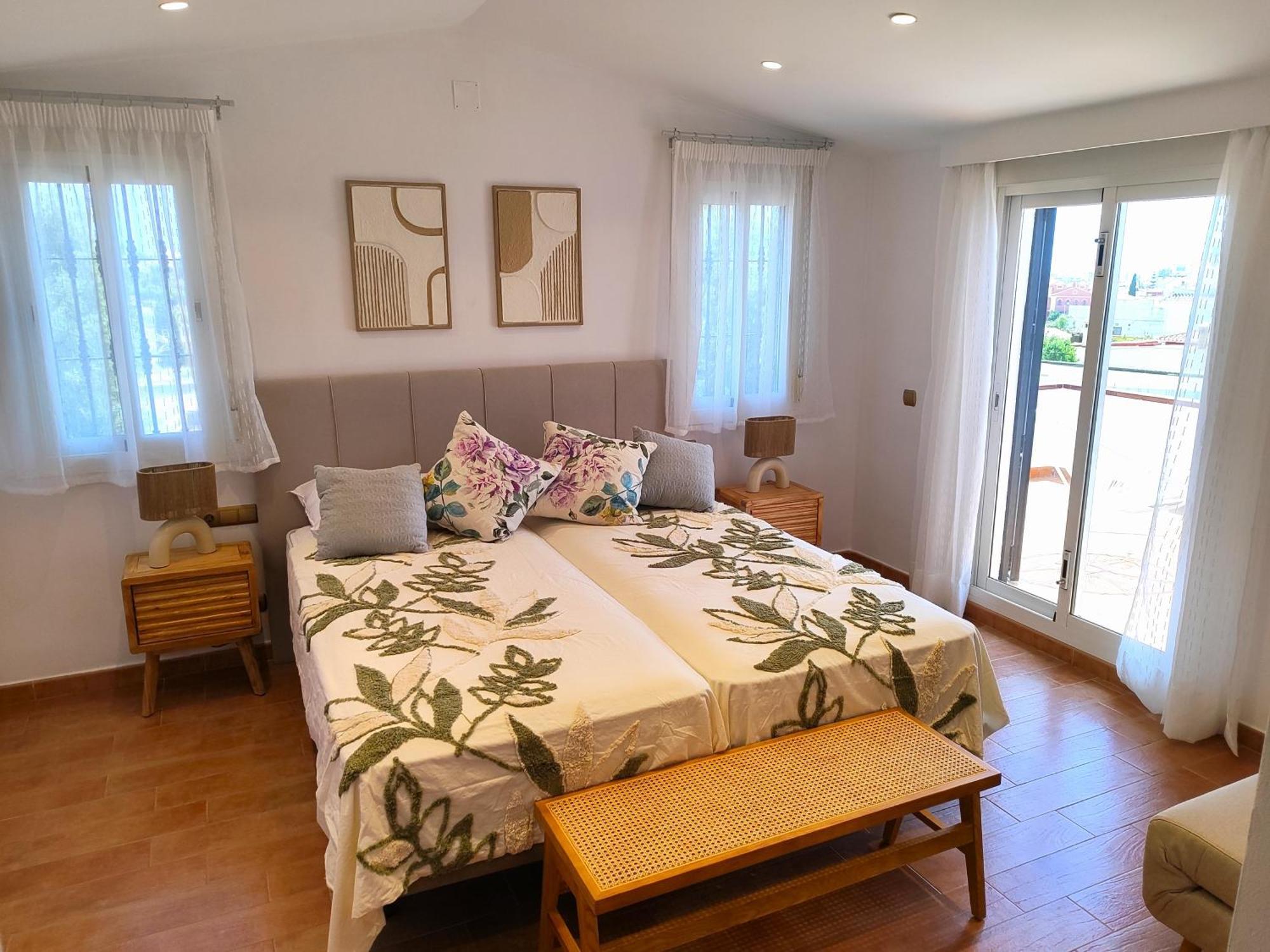 Evans Realty Av & Piscina & Bbq & Chill Out Mijas